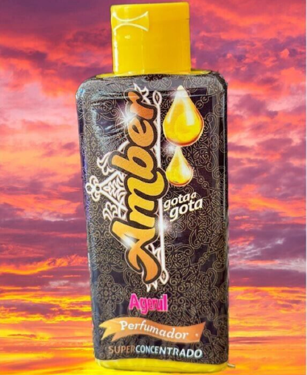 Air freshener amber with background 125 ml